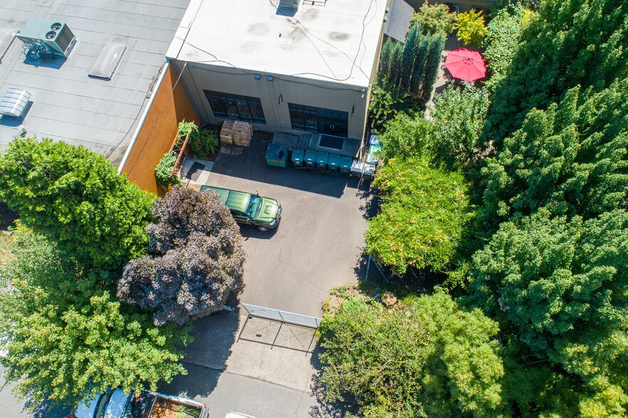 More Photos Of 45-57 NE Hancock St, Portland Light Manufacturing For Lease