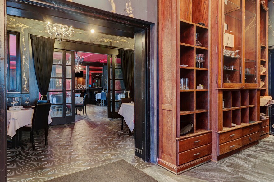 More Photos Of 4319-4321 Montrose Blvd, Houston Restaurant For Lease