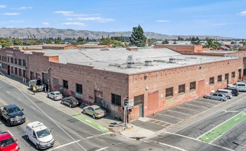 More Photos Of 1102 S 3rd St, San Jose Warehouse For Sale