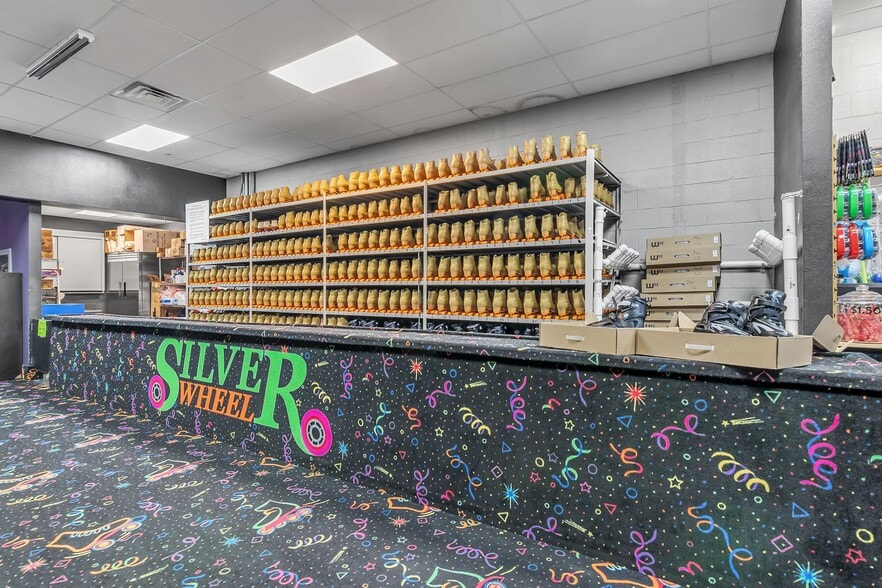 More Photos Of 7628 Corina Dr, Fort Worth Skating Rink For Sale