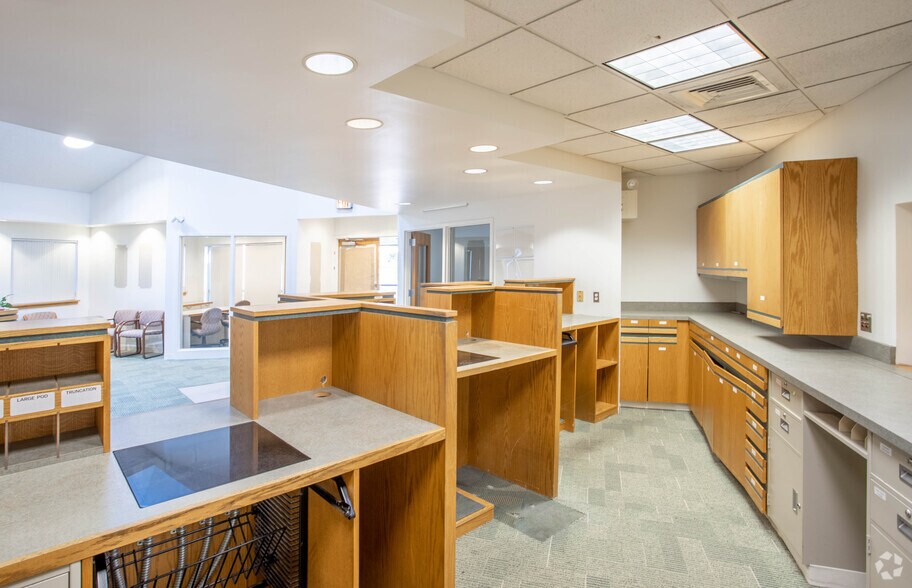 More Photos Of 2186 E High St, Pottstown Freestanding For Sale