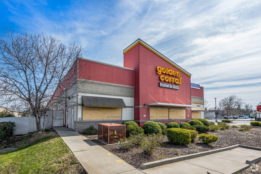 More Photos Of 4940 Watt Ave, North Highlands Restaurant For Sale