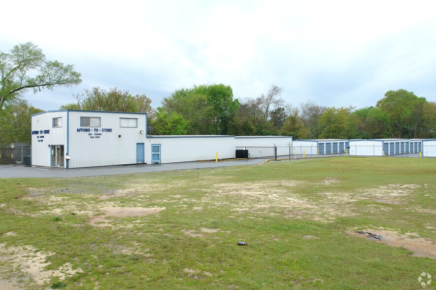 Primary Photo Of 2107 Floyd Rd, Columbus Self Storage For Lease