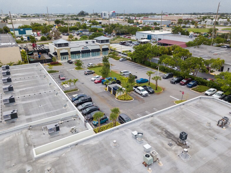 More Photos Of 2100 NW 107th Ave, Sweetwater Storefront For Lease