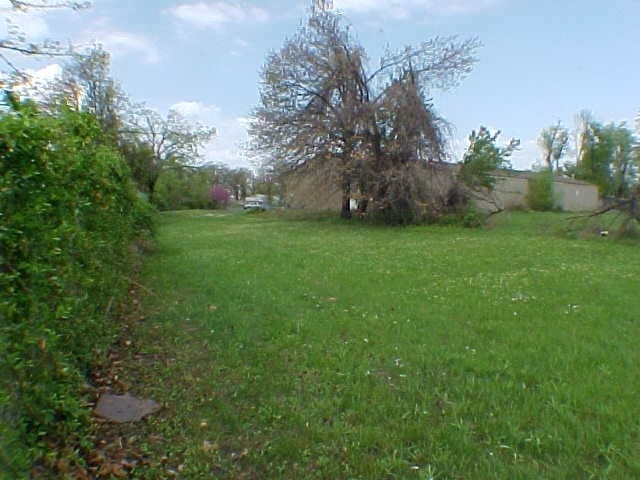 More Photos Of 1880 N Prairie St, Springfield Warehouse For Sale