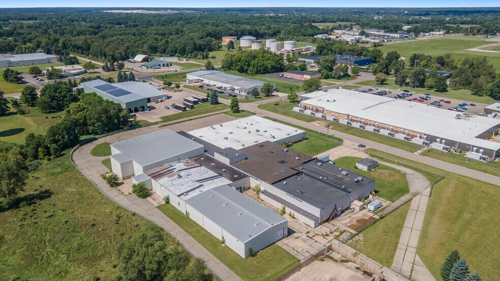 More Photos Of 205 Oliver Dr, Marshall Manufacturing For Sale