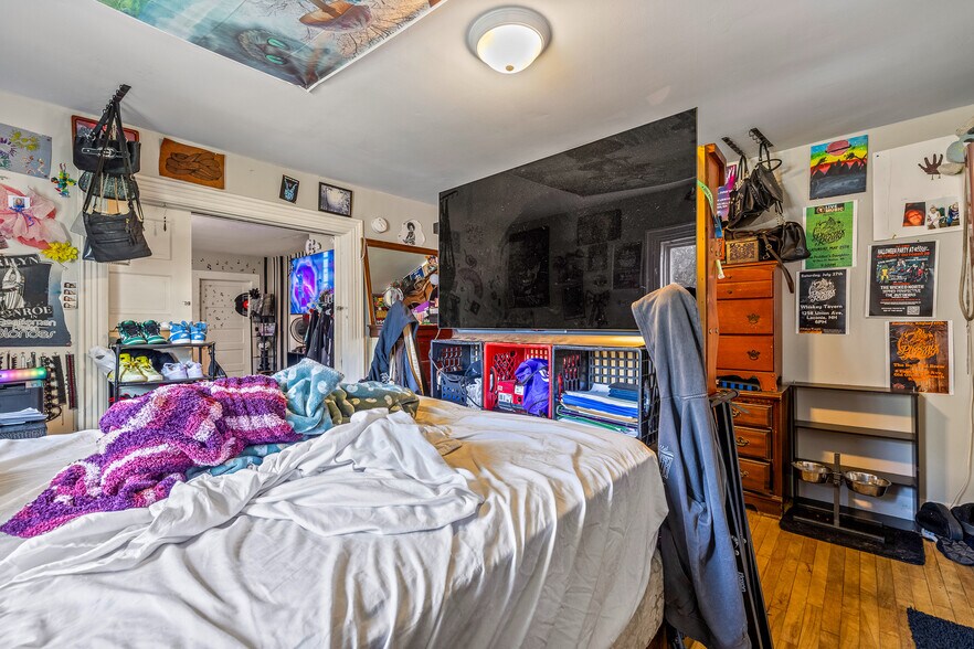 More Photos Of 7 Nason St, Sanford Apartments For Sale