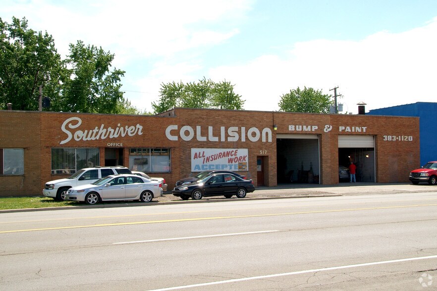 More Photos Of 517 Southfield Rd, Lincoln Park Auto Repair For Sale