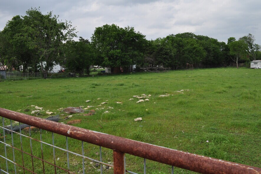 More Photos Of 620 S Kaufman Rd, Seagoville Land For Sale