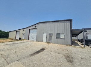 More Photos Of 5711 Monaco Cir, San Antonio Warehouse For Sale