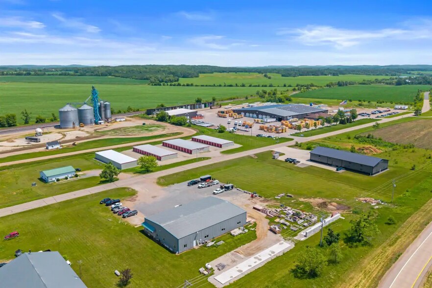 More Photos Of 411 Lorry St, Amherst Manufacturing For Lease