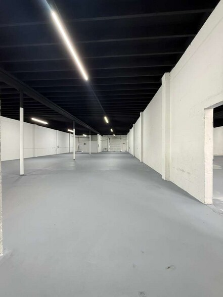 More Photos Of 3904 NW 32 Ave, Miami Warehouse For Lease