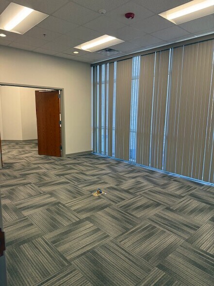 More Photos Of 4282 E Rockton Rd, Rockton Rehabilitation Center For Lease