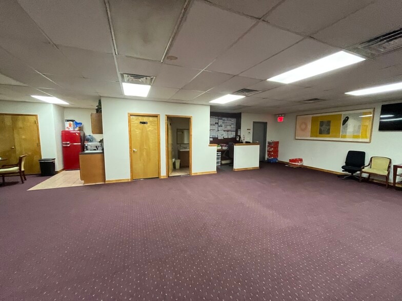 More Photos Of 260 51st St, Brooklyn Flex For Lease