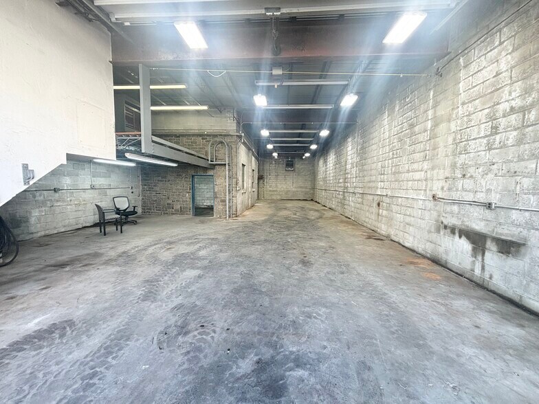 More Photos Of 11 Marlboro St, Malden Warehouse For Lease