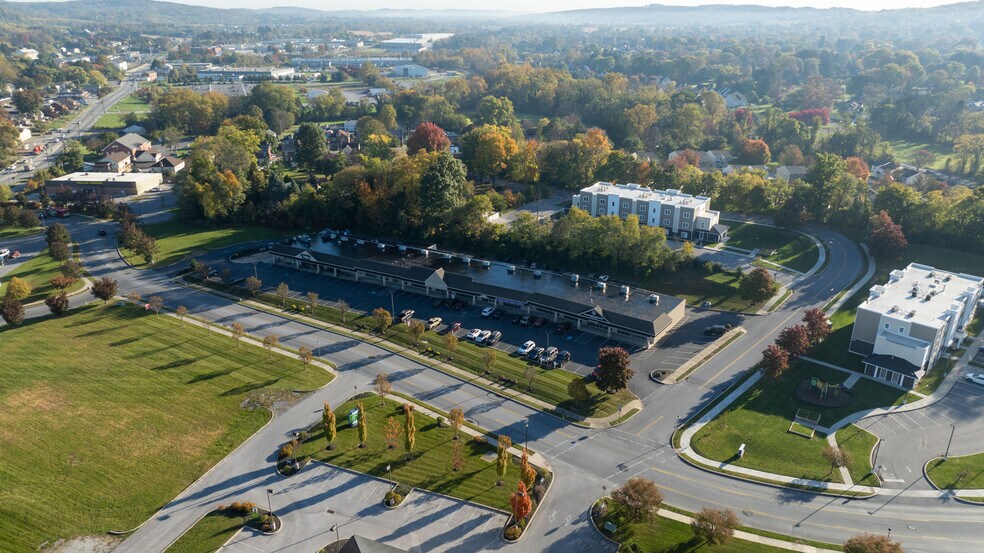 Primary Photo Of E Market @ Western Dr, York Unknown For Lease