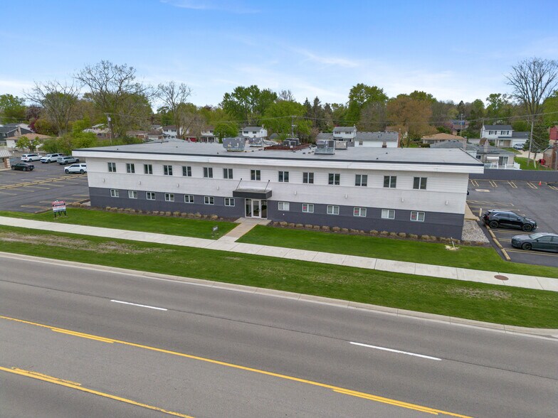 More Photos Of 20411 W 12 Mile Rd, Southfield Office For Sale