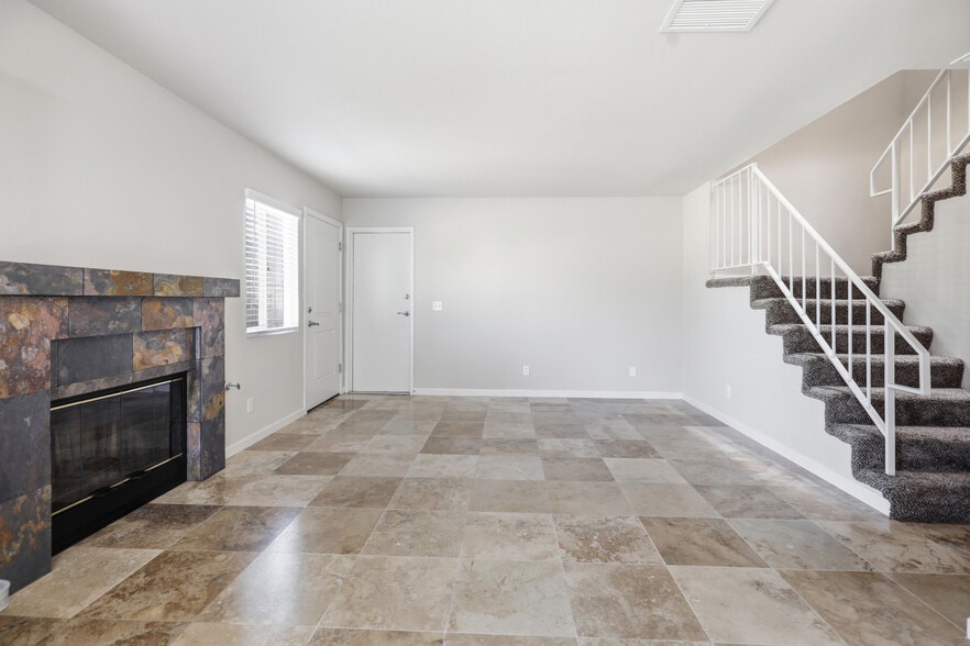 More Photos Of 445-523 Hart Dr, El Cajon Apartments For Sale