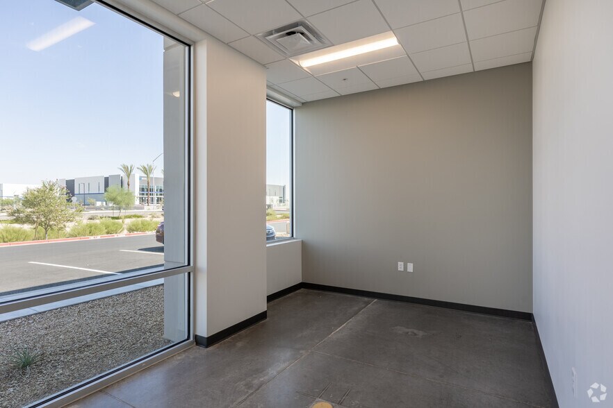 More Photos Of 8051 E Pecos Rd, Mesa Unknown For Lease