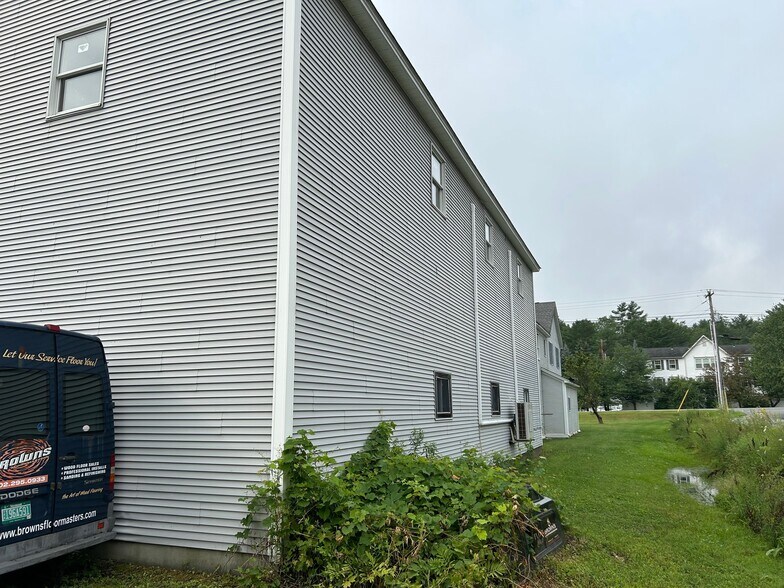 More Photos Of 2617 Hartford Ave. Ave, White River Junction Office For Sale