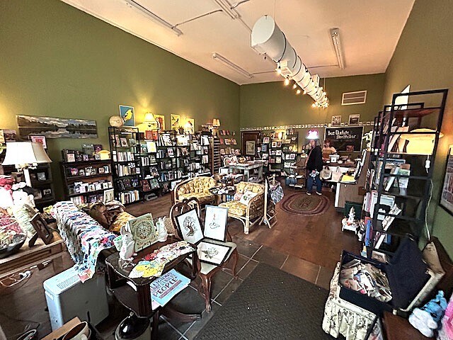 More Photos Of 5260 Highway 12, Maple Plain Storefront Retail Office For Lease