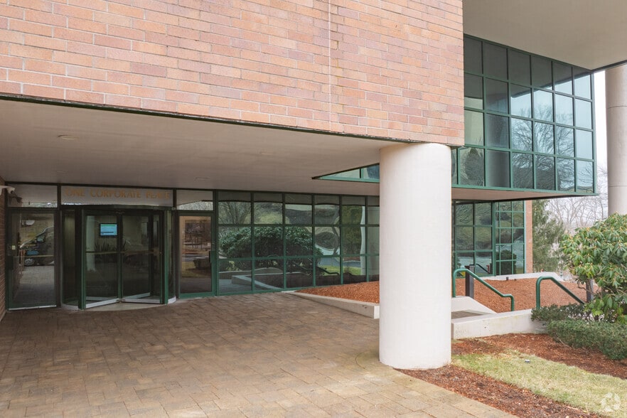 More Photos Of 55 Ferncroft Rd, Danvers Office For Lease