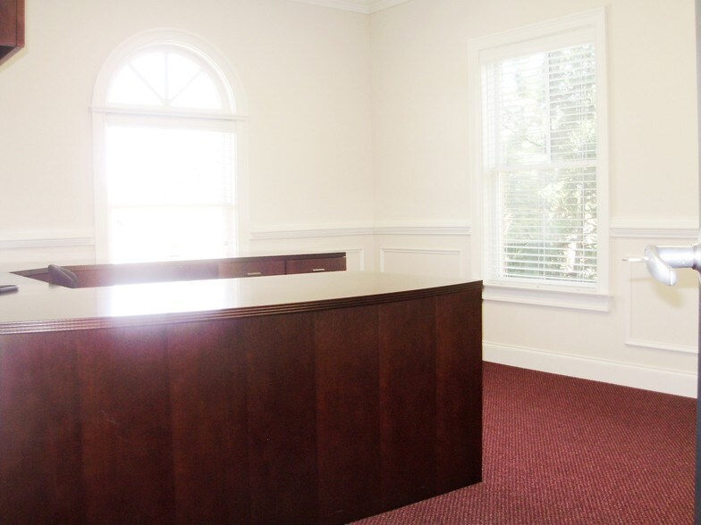 More Photos Of 5400 Laurel Springs Pky, Suwanee Office For Sale