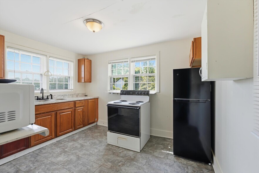 More Photos Of 3206 E Magnolia Ave, Knoxville Apartments For Sale