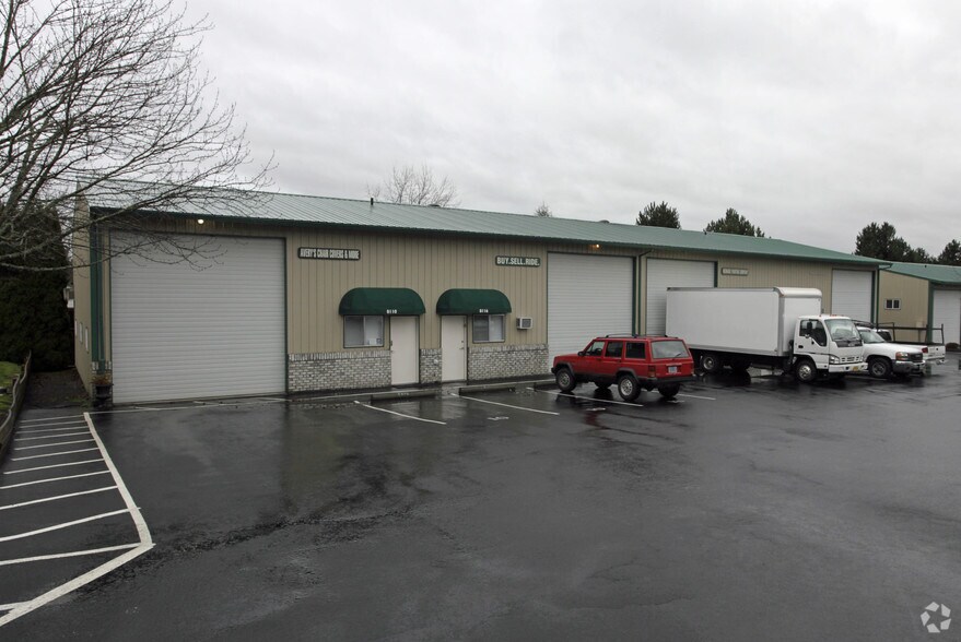 More Photos Of 8136-8154 SW Durham Rd, Portland Unknown For Lease