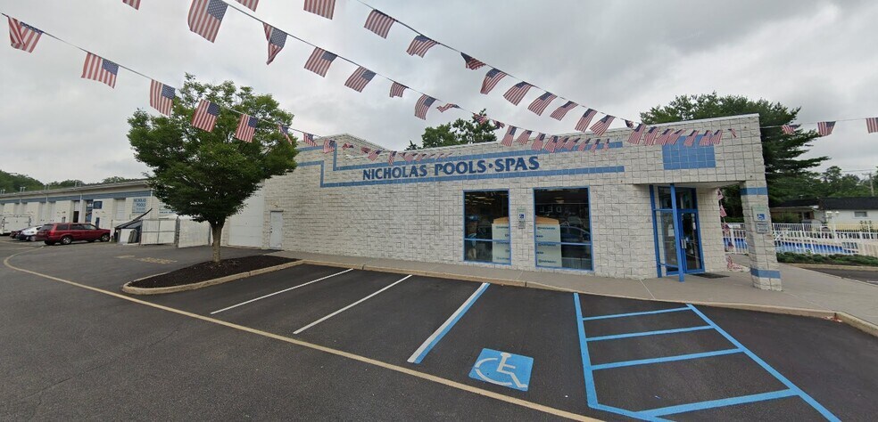 More Photos Of 1820 Route 9, Toms River Warehouse For Lease