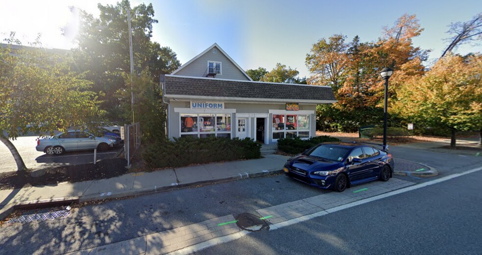 More Photos Of 37 Raymond Ave, Poughkeepsie Storefront Retail Residential For Lease