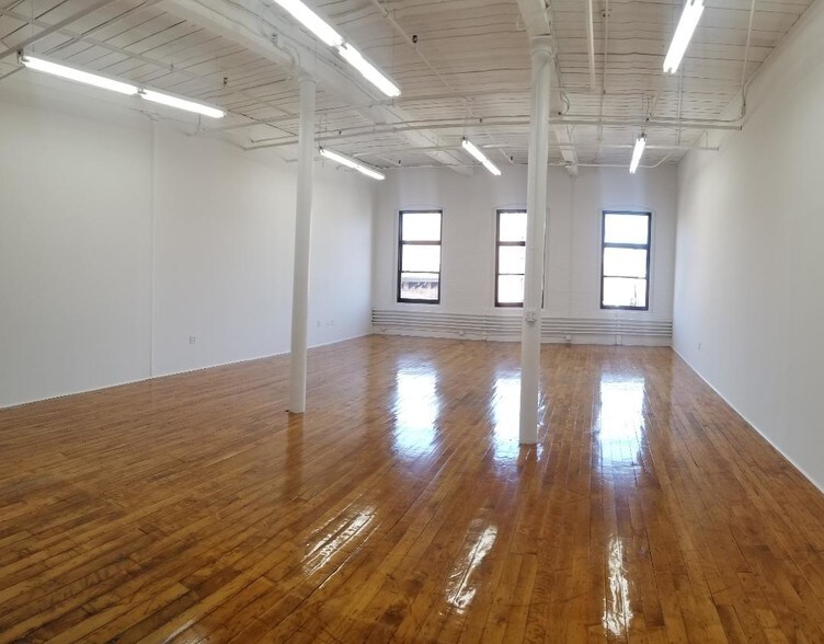 More Photos Of 181 Westchester Ave, Port Chester Light Manufacturing For Lease