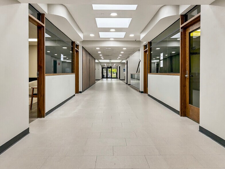 More Photos Of 333 Chestnut St, Hinsdale Medical For Lease