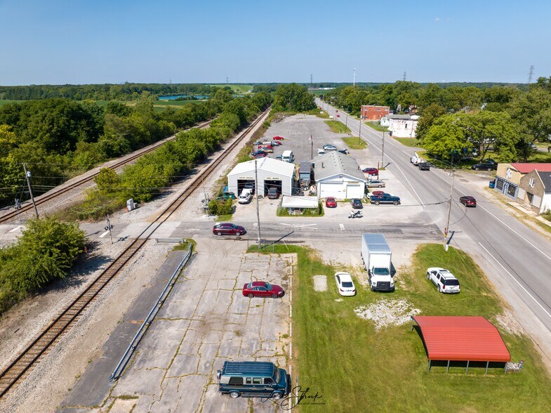 More Photos Of 300 Railroad Ave, Wheeler Auto Repair For Sale