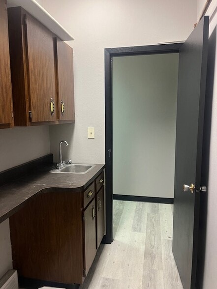 More Photos Of 115-159 Marion Blvd, Marion General Retail For Lease