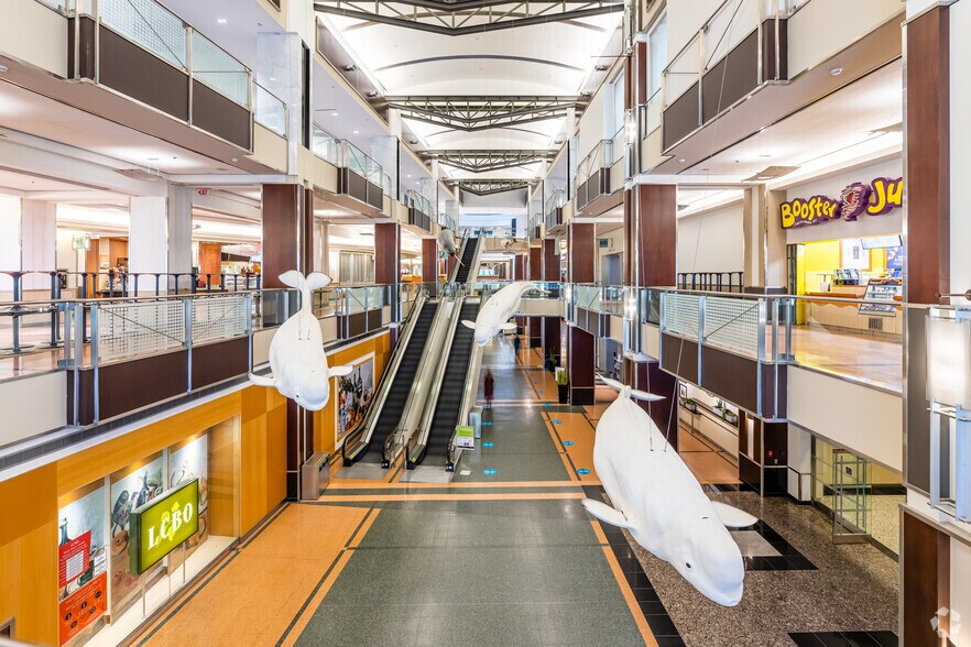 More Photos Of 45 O'Connor St, Ottawa Office For Lease