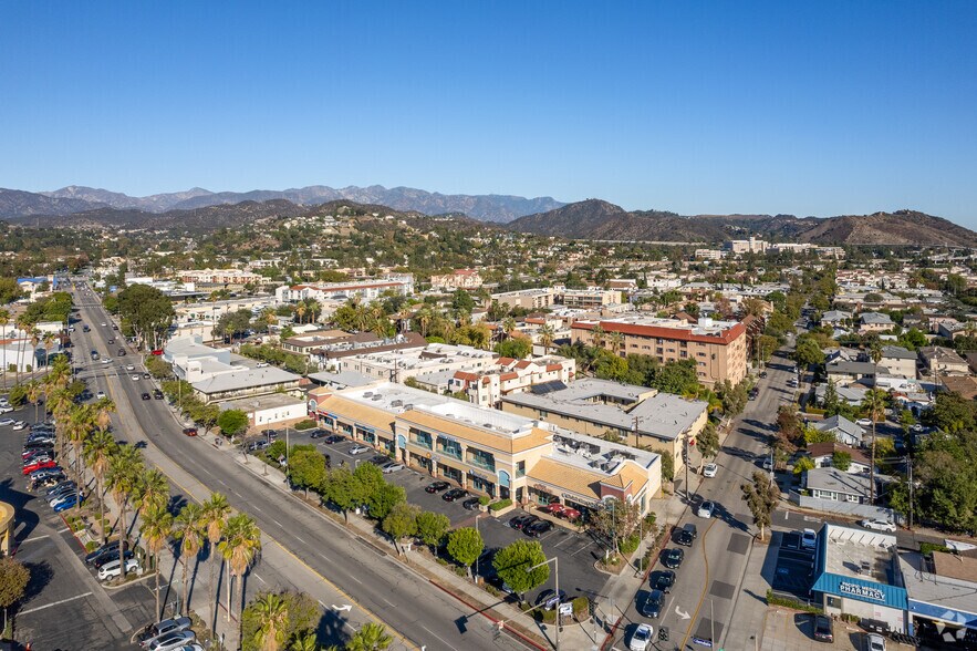 More Photos Of 300-316 N Glendale Ave, Glendale Unknown For Lease