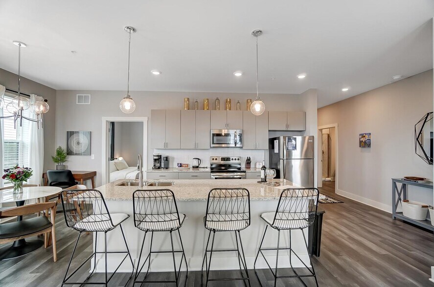 More Photos Of 2875 Olentangy River Rd, Columbus Apartments For Lease
