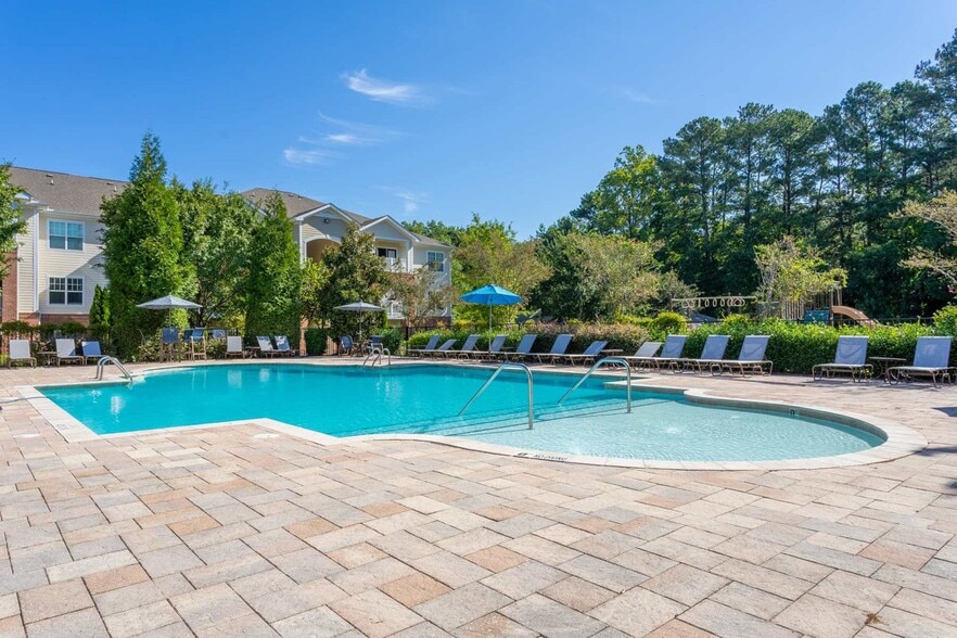 More Photos Of 1000 Ballena Cir, Cary Apartments For Lease