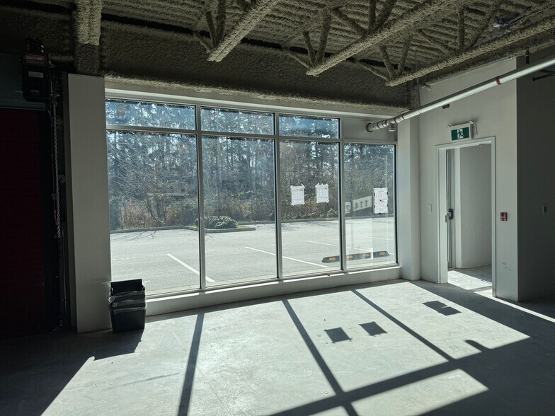 More Photos Of 4899 Vanguard Rd, Richmond Warehouse For Sale