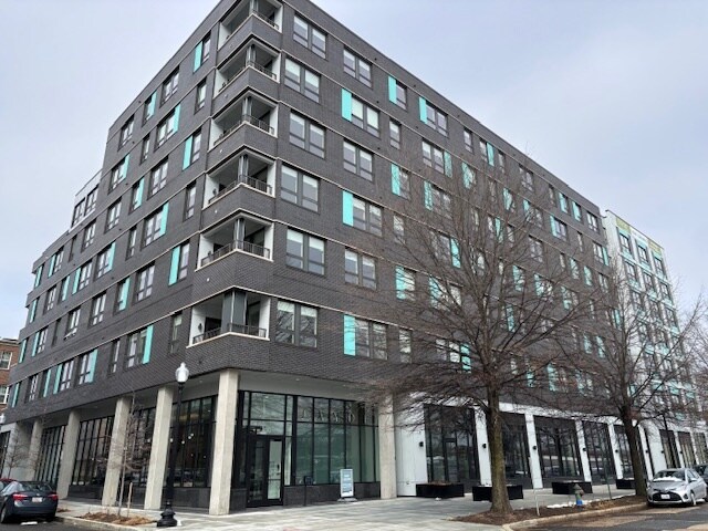 More Photos Of 671 Parkside Pl NE, Washington Unknown For Lease