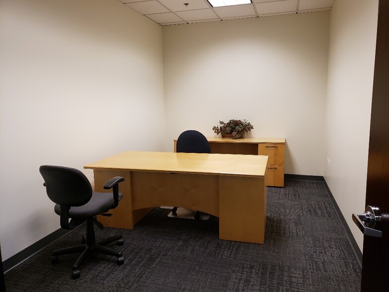 More Photos Of 4200 Concours, Ontario Office For Lease