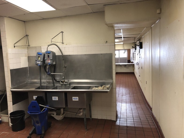 More Photos Of 564-566 Newark Ave, Jersey City Storefront Retail Residential For Sale