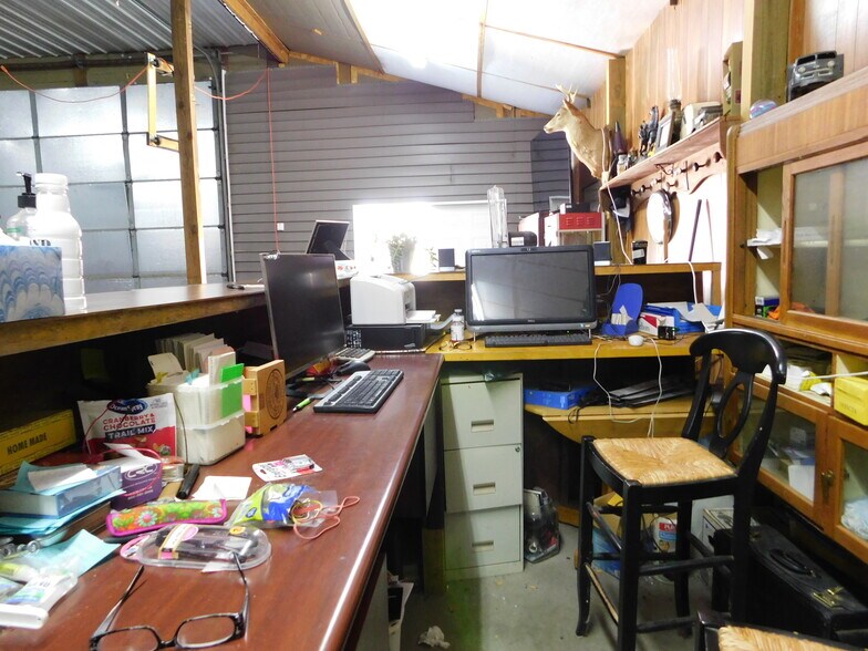 More Photos Of 1000 W Market St, Salem Office For Sale