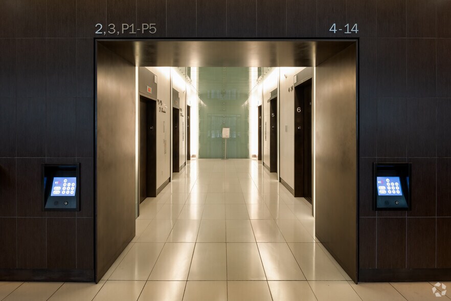 More Photos Of 2001 8th Ave, Seattle Office For Lease