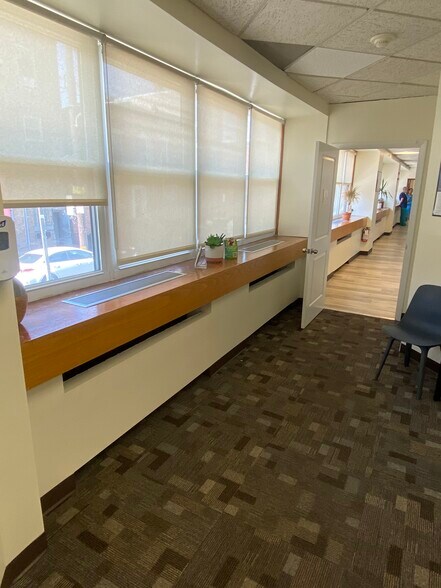 More Photos Of 1732 S Broad St, Philadelphia Medical For Lease