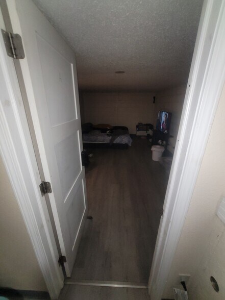 More Photos Of 1458 W 32nd St, Indianapolis Apartments For Sale