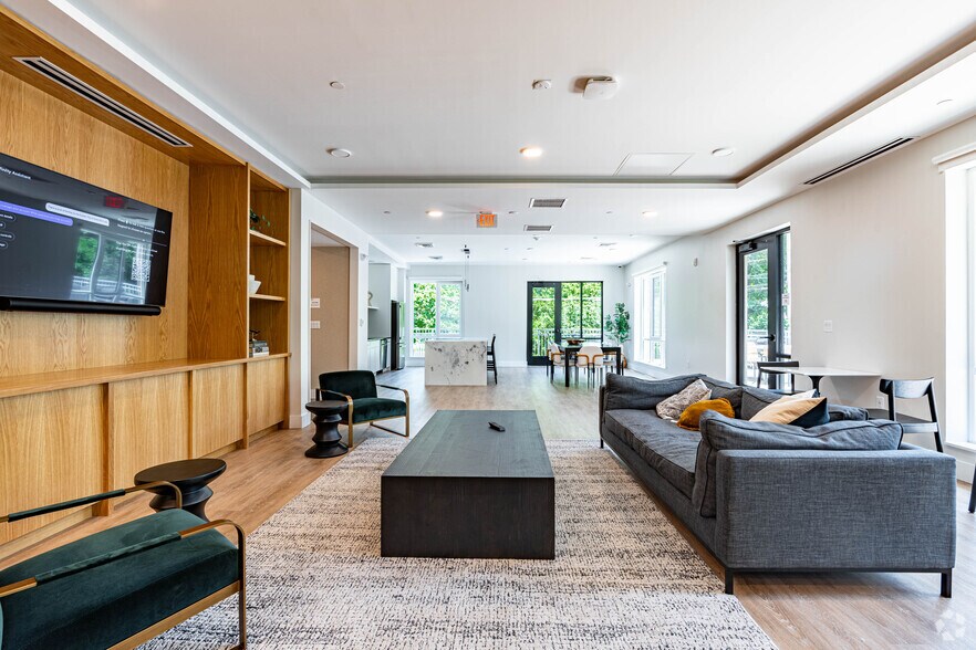 More Photos Of 289 Walk Hill St, Roslindale Apartments For Sale