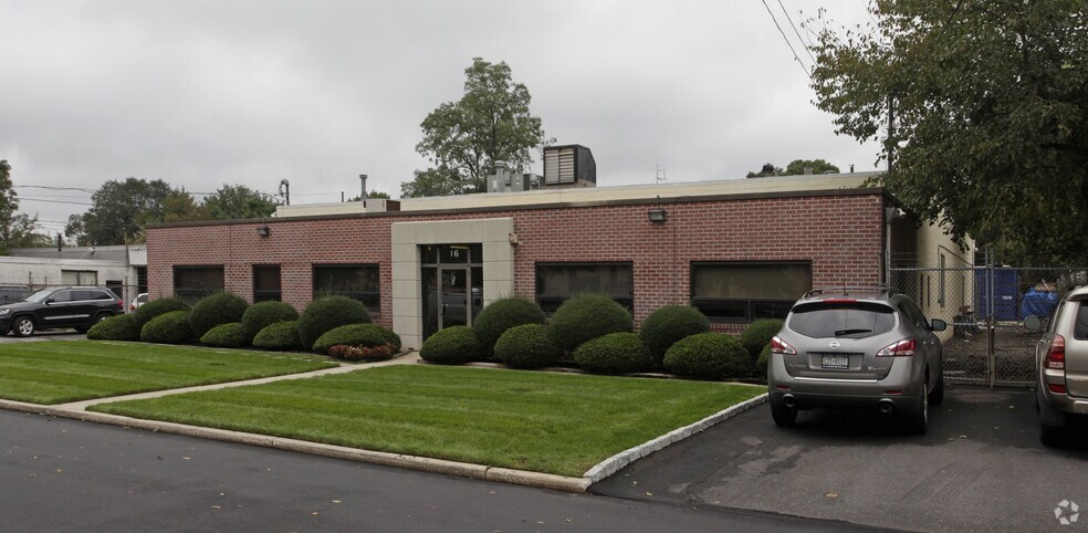More Photos Of 16 Norden Ln, Huntington Station Light Distribution For Lease