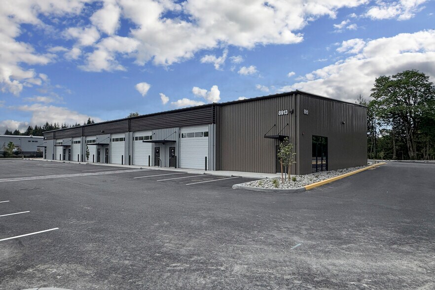 More Photos Of 8913 Select Ct SE, Tumwater Showroom For Lease